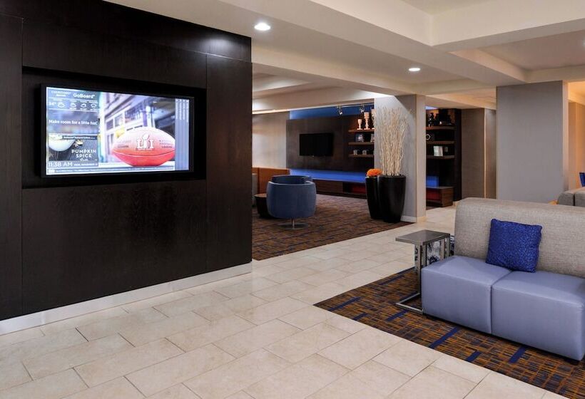 فندق Courtyard By Marriott Milwaukee North/brown Deer