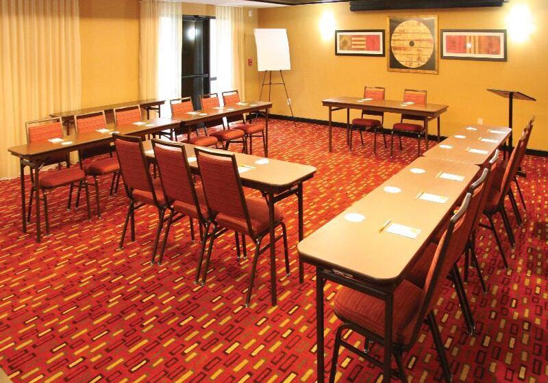 فندق Courtyard By Marriott Rock Hill