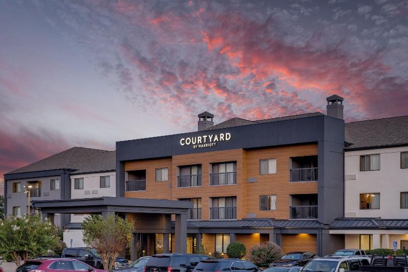 هتل Courtyard Shreveport Airport