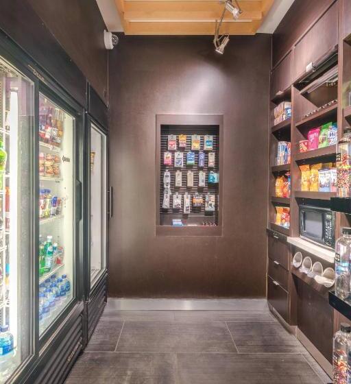 בית מלון כפרי Courtyard By Marriott Silver Spring Downtown