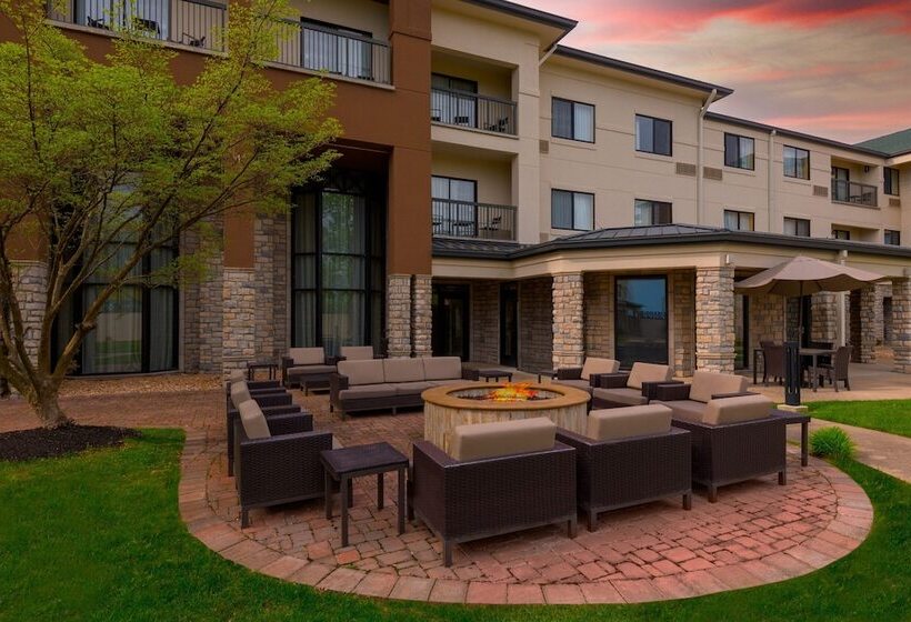 호텔 Courtyard By Marriott Springfield Airport