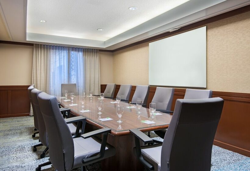 호텔 Courtyard By Marriott Springfield Airport