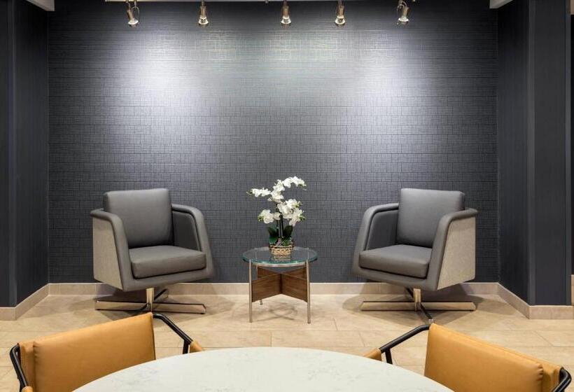 בית מלון כפרי Courtyard Tallahassee North/i10 Capital Circle