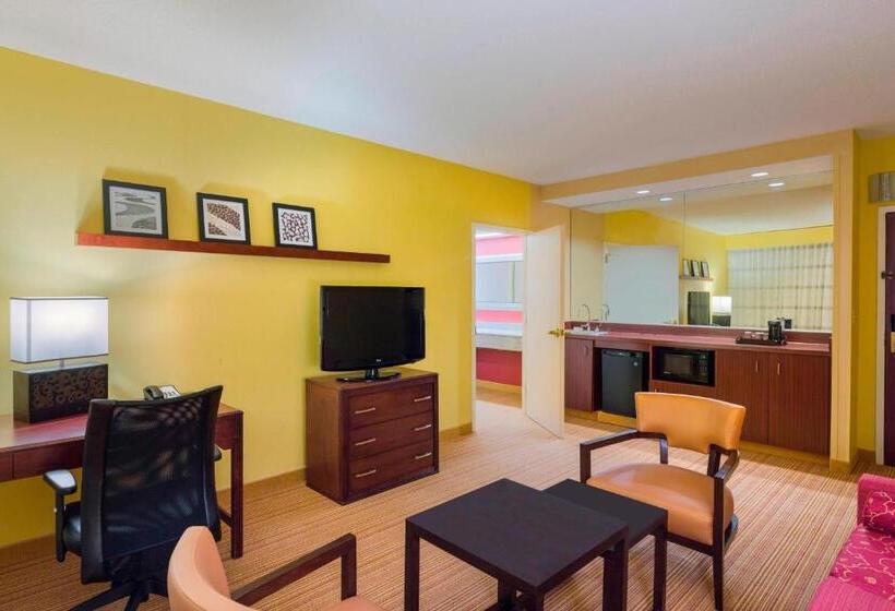 فندق Courtyard Wilmington Brandywine