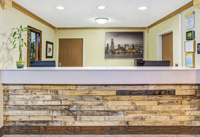 فندق Days Inn By Wyndham Lake Bluff/great Lakes Naval Base