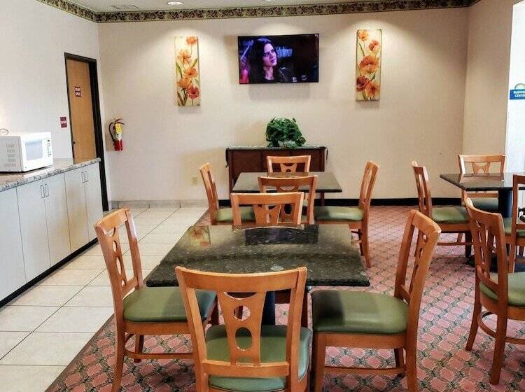 فندق Days Inn By Wyndham Jefferson City