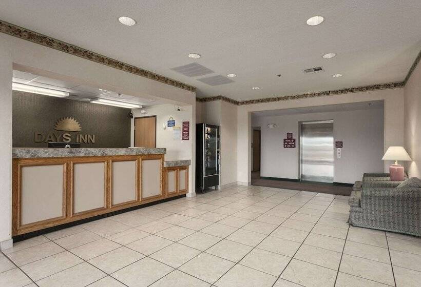 فندق Days Inn By Wyndham Jefferson City