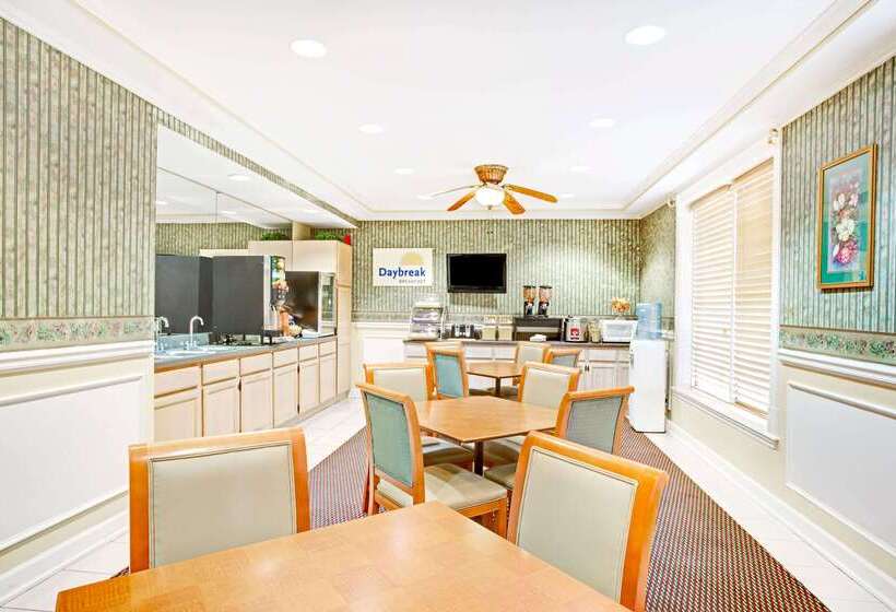 فندق Days Inn By Wyndham Kingsland Ga