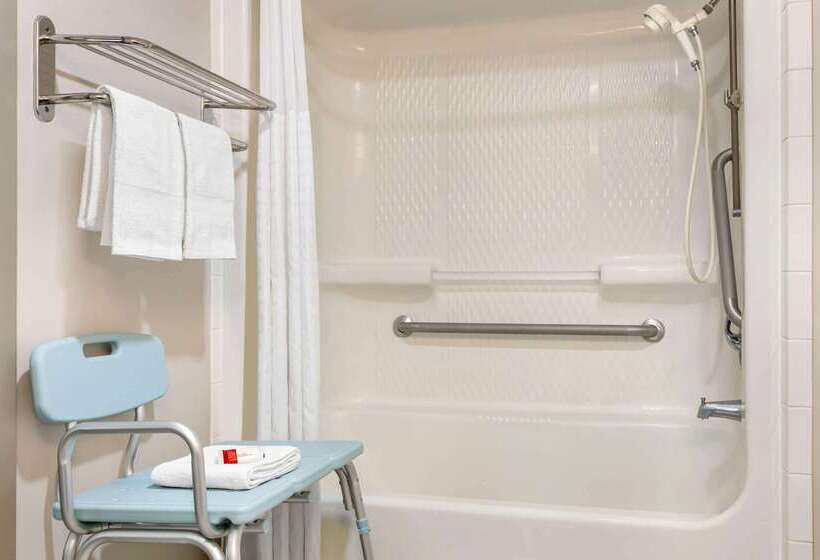 فندق Days Inn By Wyndham Kingsland Ga