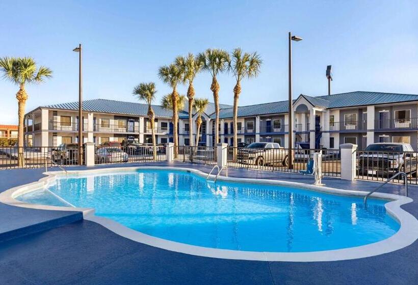 فندق Days Inn By Wyndham Kingsland Ga