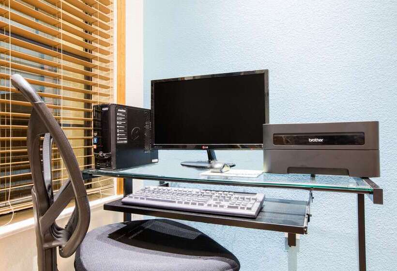 酒店 Days Inn & Suites By Wyndham Big Spring