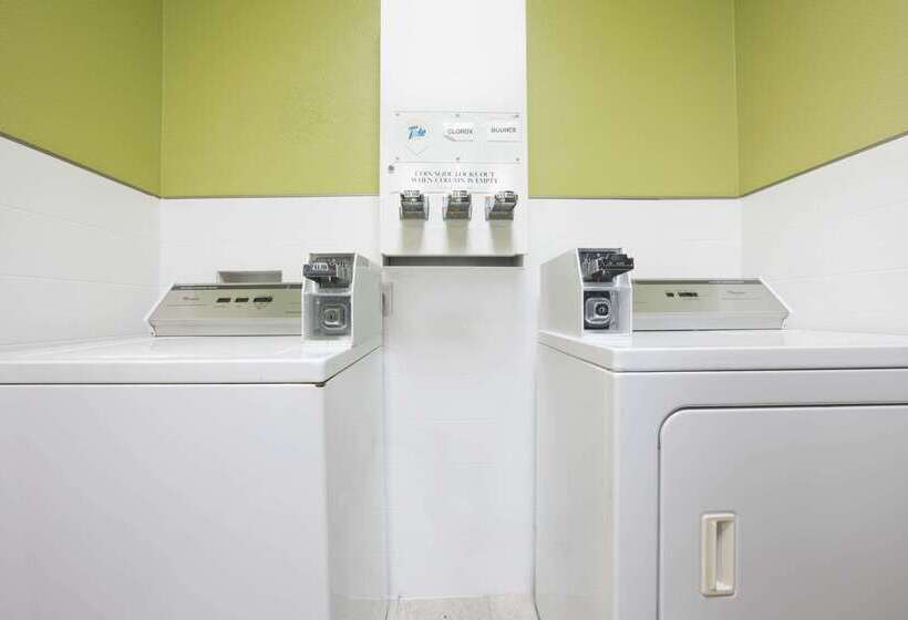 فندق Days Inn & Suites By Wyndham Big Spring