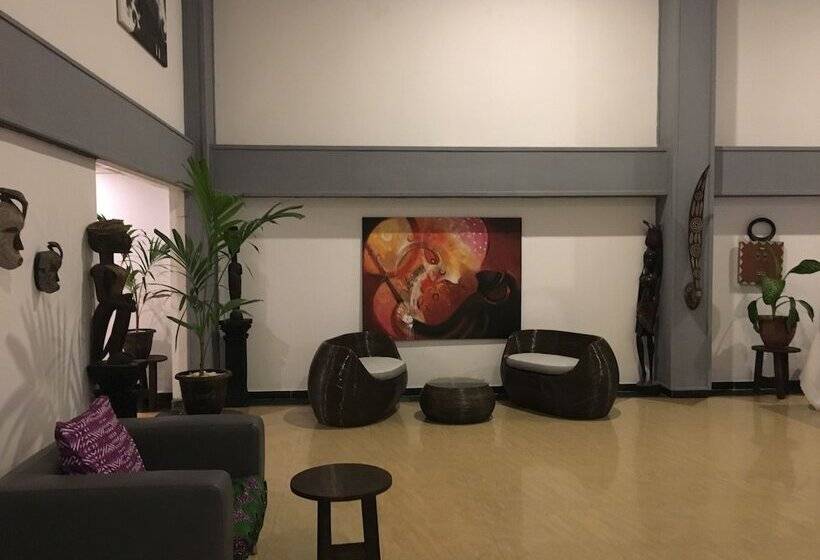 هتل Djembe Beach Resort