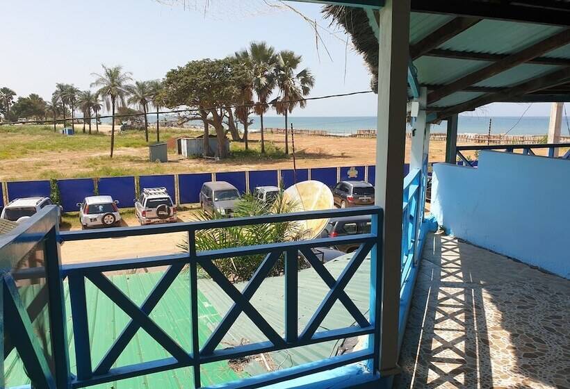 هتل Djembe Beach Resort