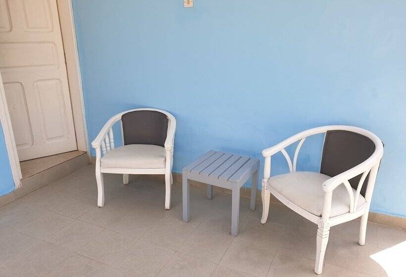 هتل Djembe Beach Resort