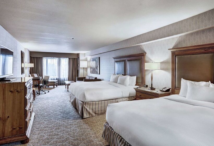 Отель Alpenrock Breckenridge, Curio Collection By Hilton