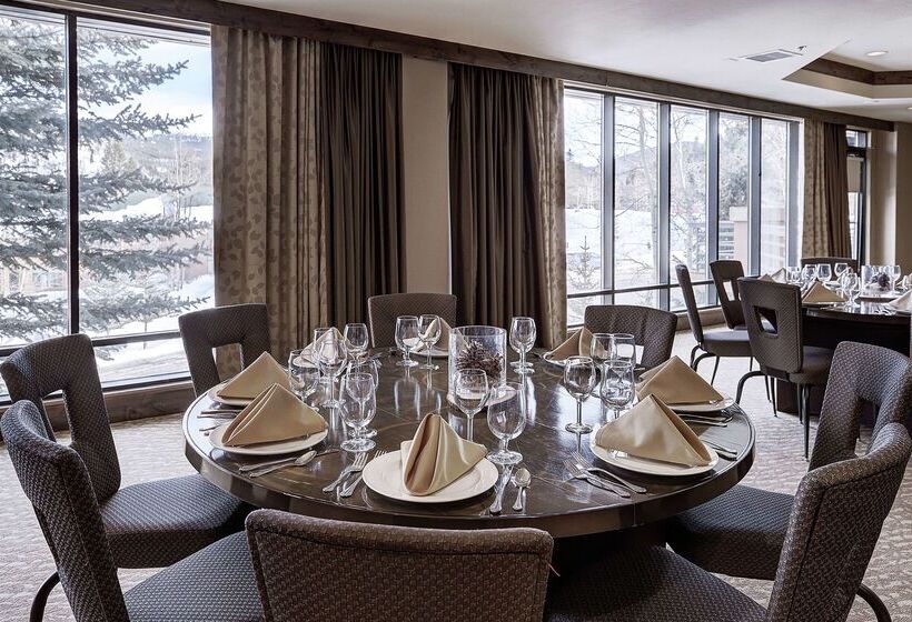 Отель Alpenrock Breckenridge, Curio Collection By Hilton