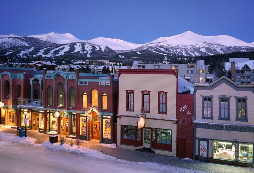 Отель Alpenrock Breckenridge, Curio Collection By Hilton