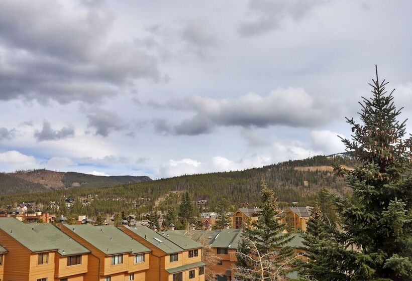 Отель Alpenrock Breckenridge, Curio Collection By Hilton