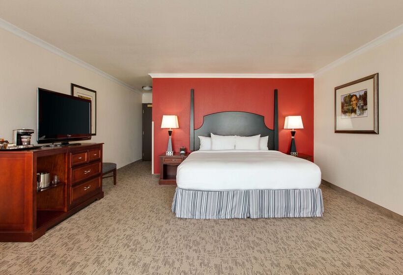 Отель President Abraham Lincoln Springfield   Doubletree By Hilton