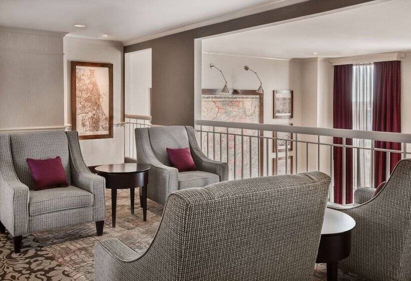 هتل President Abraham Lincoln Springfield   Doubletree By Hilton