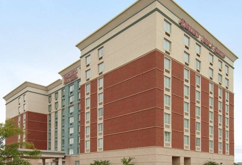 בית מלון כפרי Drury Inn & Suites Indianapolis Northeast
