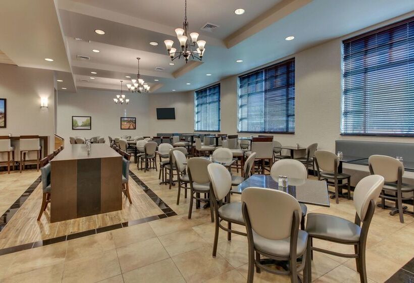 هتل Drury Inn & Suites Phoenix Happy Valley
