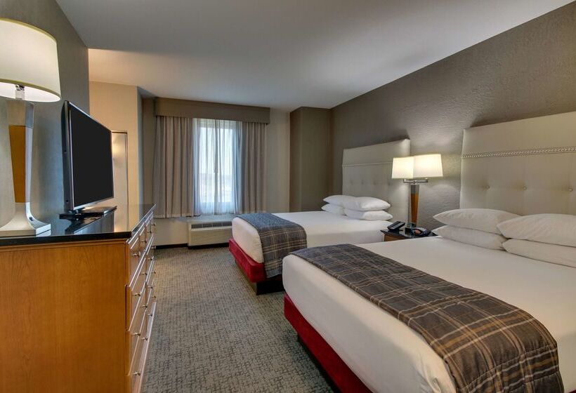 هتل Drury Inn & Suites Phoenix Happy Valley