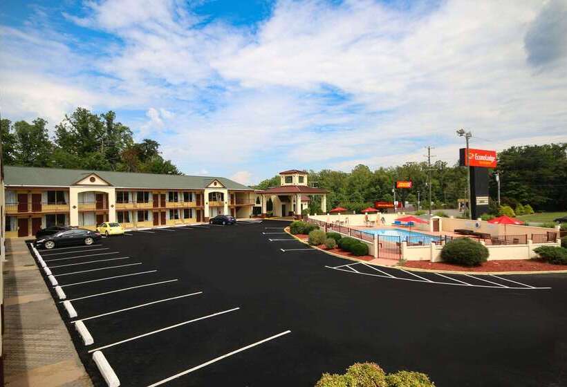 酒店 Econo Lodge Inn And Suites   Pilot Mountain