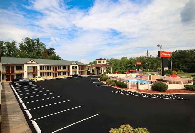 酒店 Econo Lodge Inn And Suites   Pilot Mountain