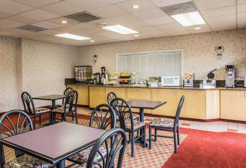 酒店 Econo Lodge Inn And Suites   Pilot Mountain