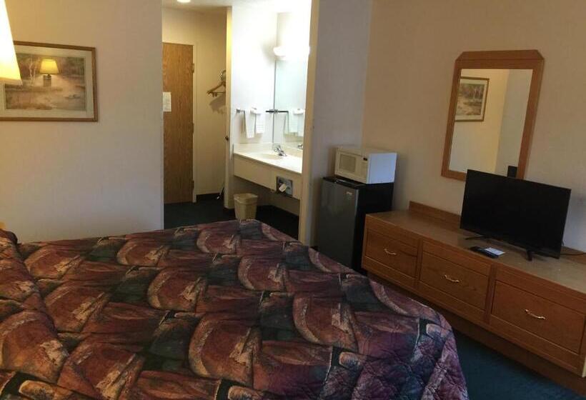 Отель Economy Inn & Suites