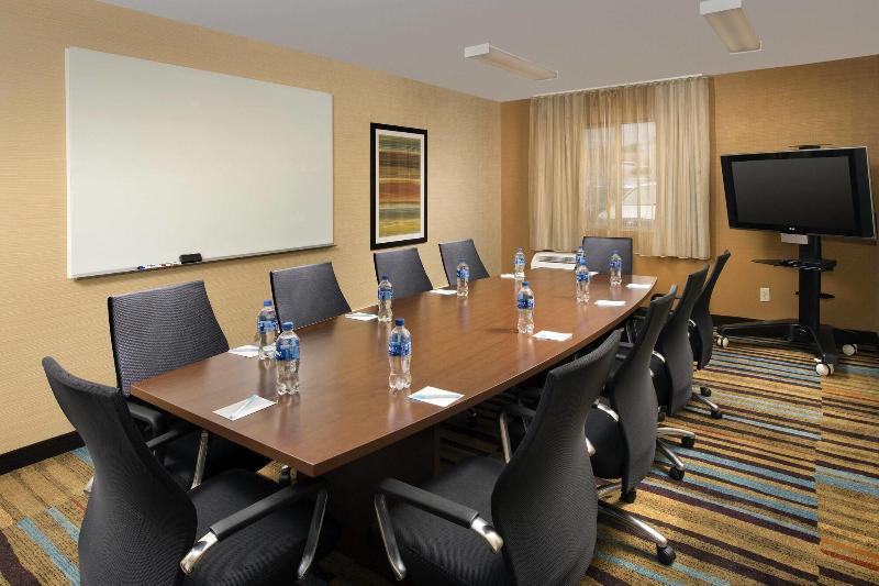 ホテル Fairfield Inn & Suites By Marriott Albuquerque Airport