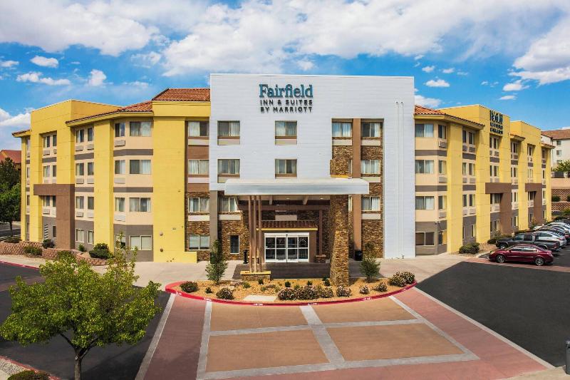 ホテル Fairfield Inn & Suites By Marriott Albuquerque Airport