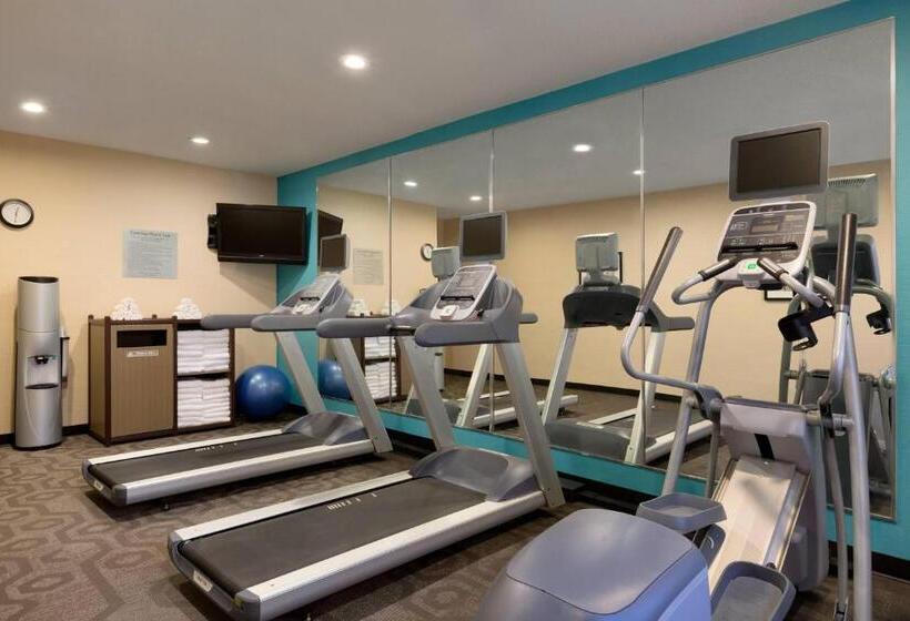 فندق Fairfield Inn & Suites Bismarck North