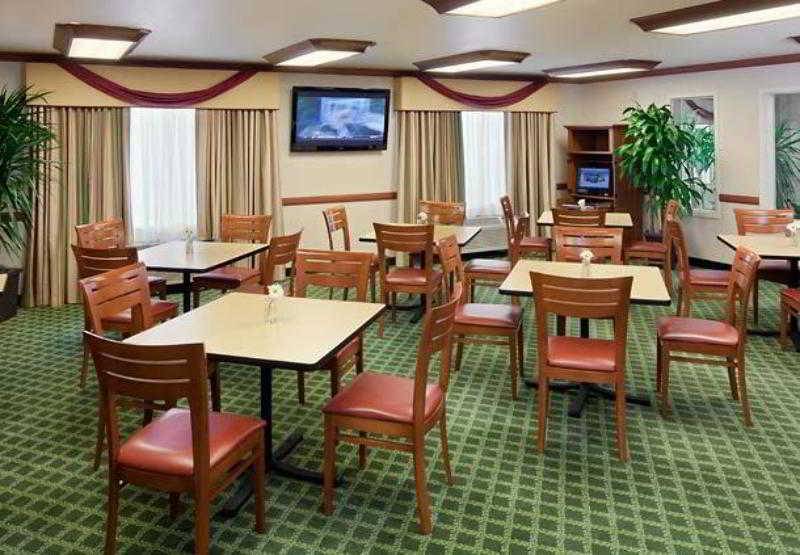 فندق Fairfield Inn & Suites By Marriott Fort Myers Cape Coral