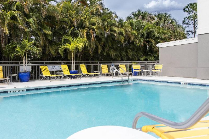 فندق Fairfield Inn & Suites By Marriott Fort Myers Cape Coral