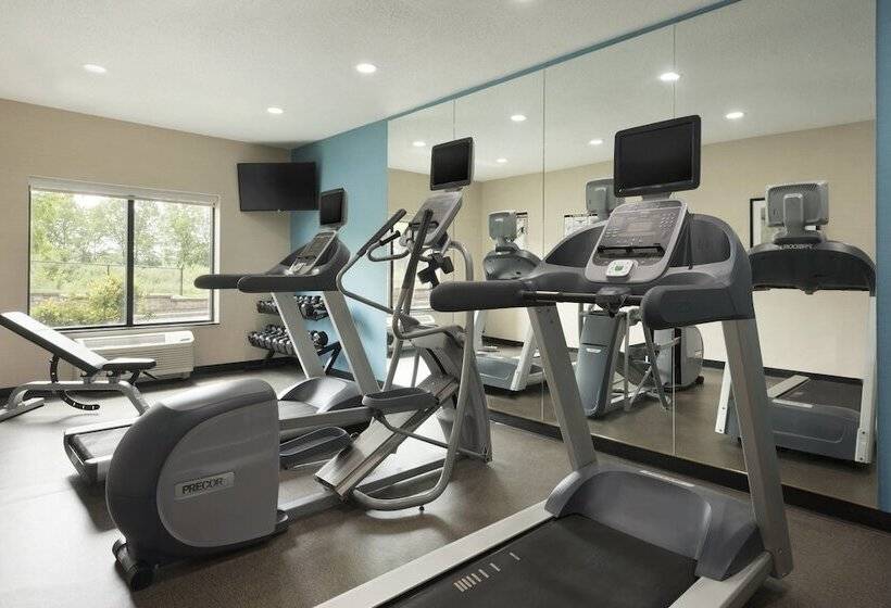 هتل Fairfield Inn & Suites Hartford Manchester