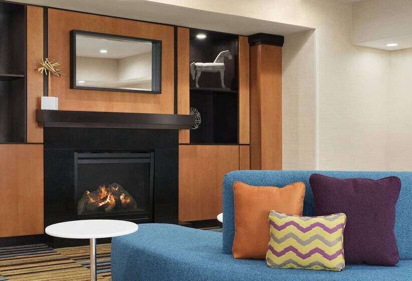 هتل Fairfield Inn & Suites Hartford Manchester