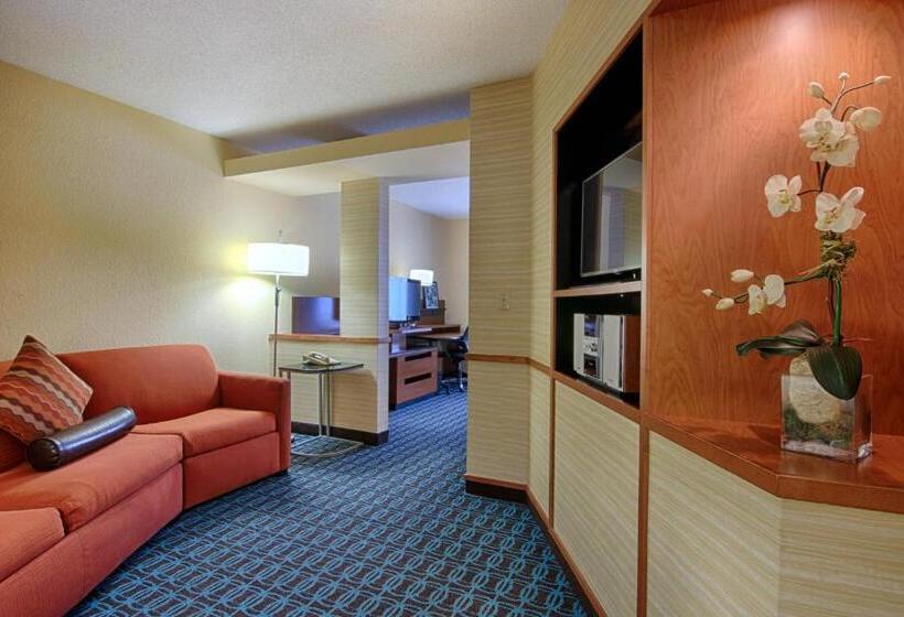 فندق Fairfield Inn & Suites Jacksonville Airport