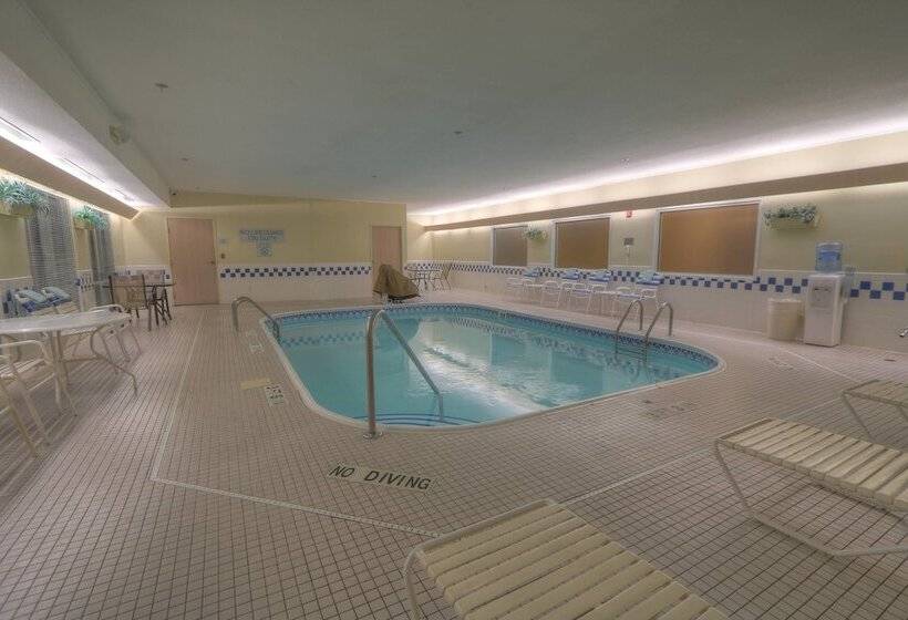 호텔 Fairfield Inn & Suites Mt. Pleasant