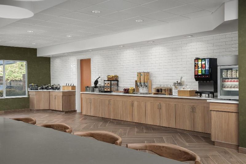 فندق Fairfield Inn & Suites Roanoke Hollins/i81