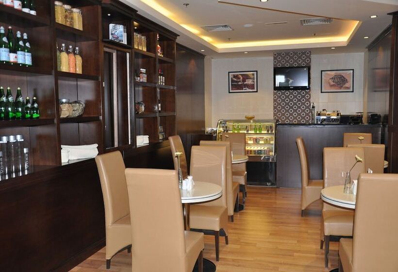 Fortune Plaza Hotel, Dubai Airport