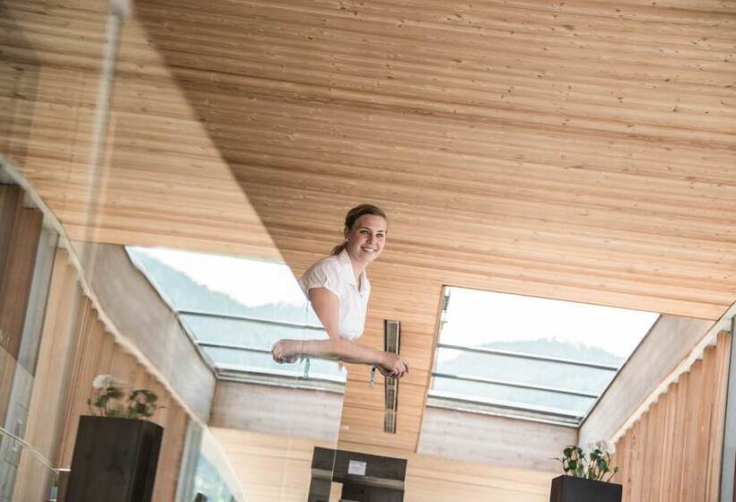 בית מלון כפרי Dips&drops   First Bike & Ski Hub