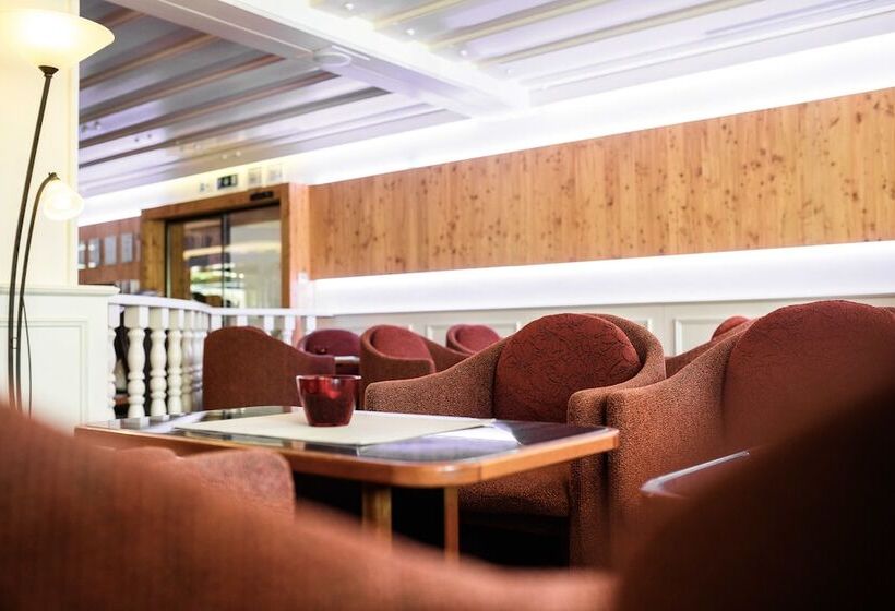 בית מלון כפרי Dips&drops   First Bike & Ski Hub