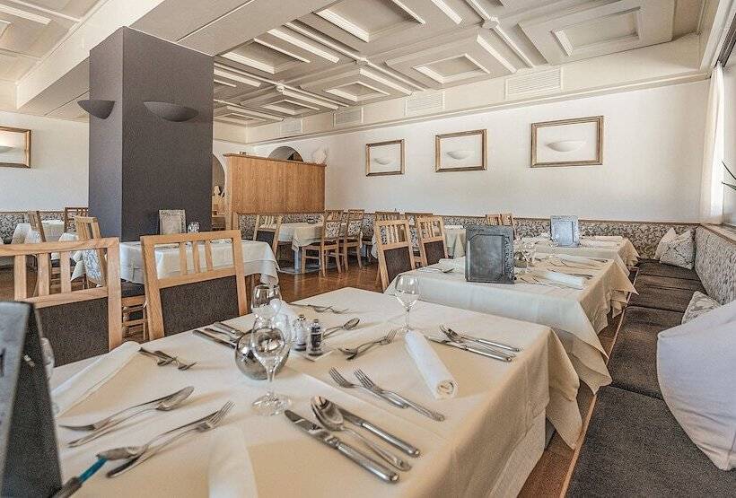 בית מלון כפרי Dips&drops   First Bike & Ski Hub