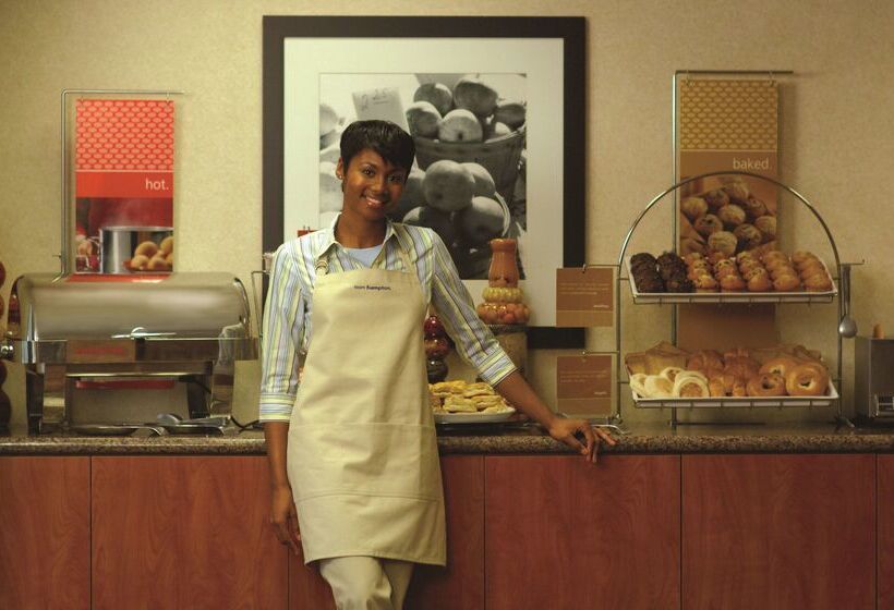 فندق Hampton Inn & Suites Saginaw