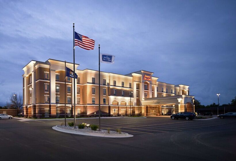 فندق Hampton Inn & Suites Saginaw