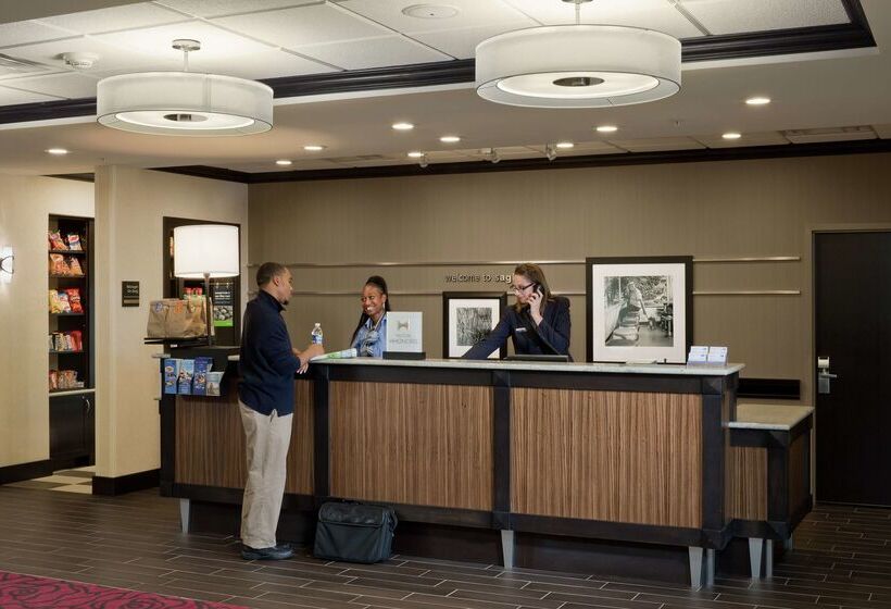 فندق Hampton Inn & Suites Saginaw