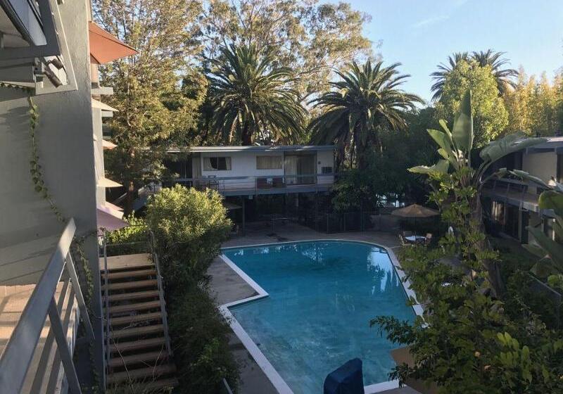 فندق Highland Gardens